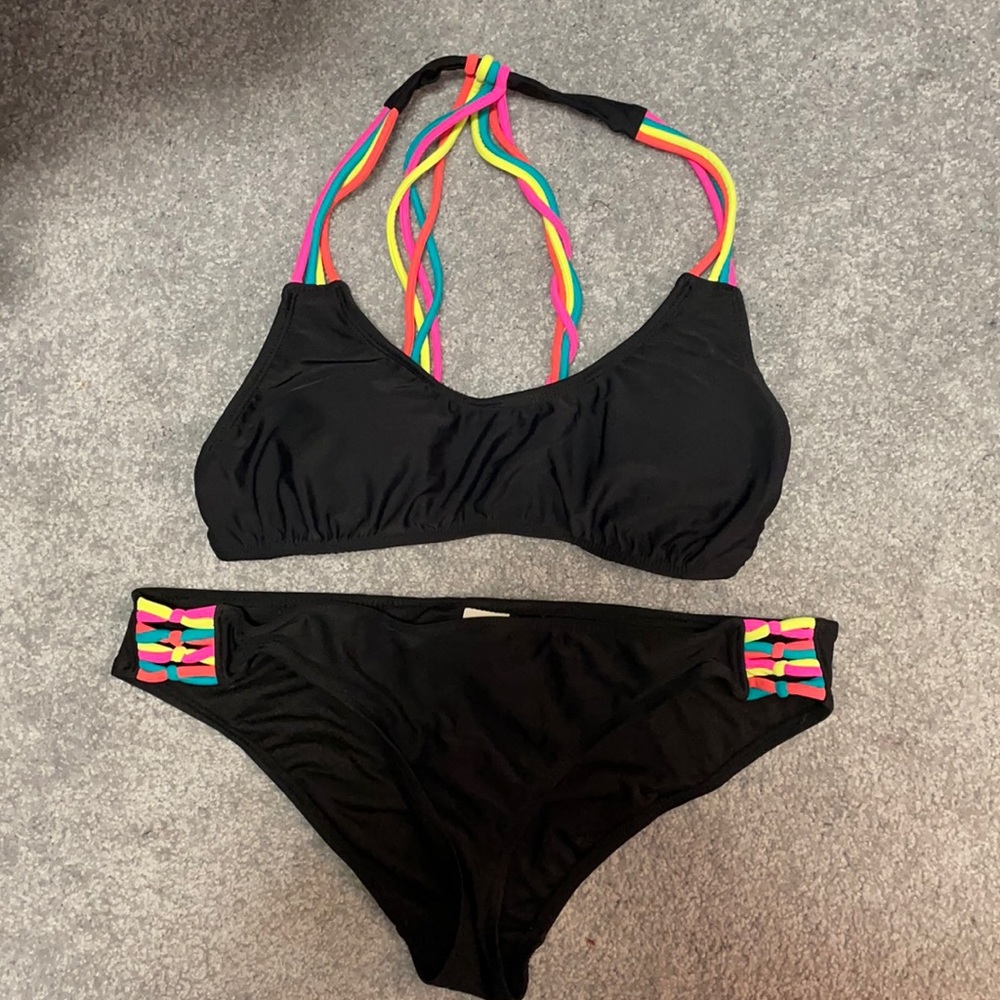 Black bikini set!